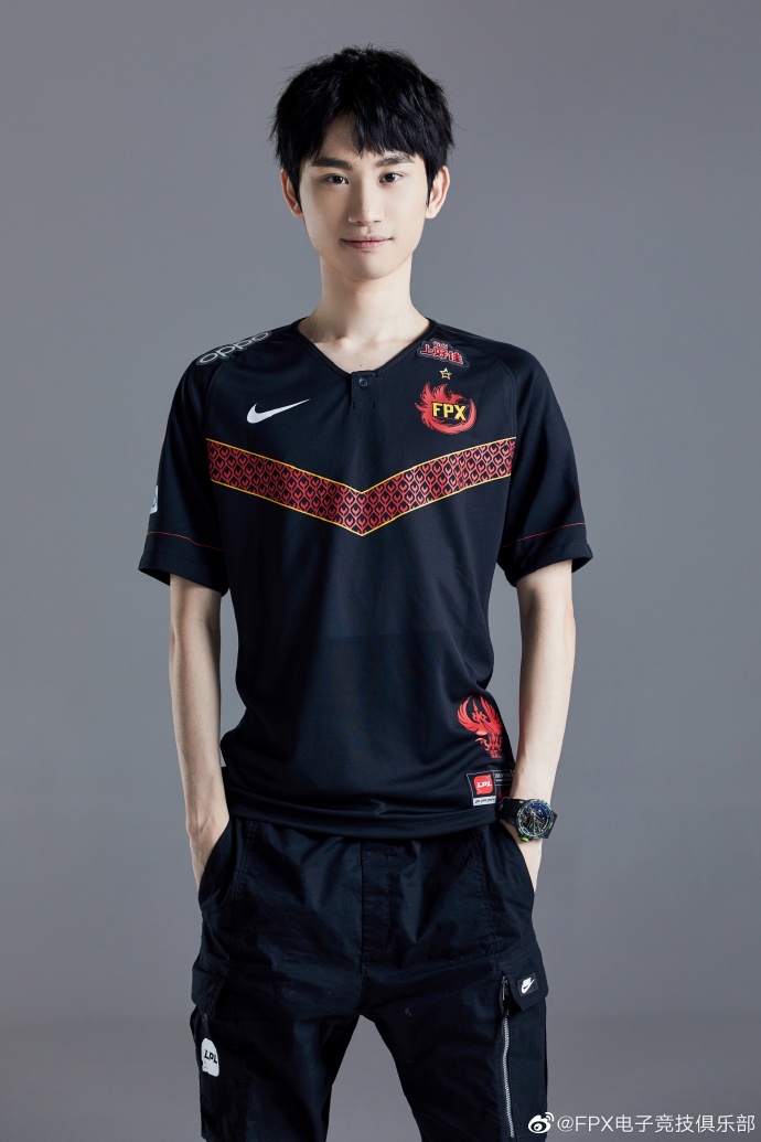 fpx战队春季赛定妆照合集