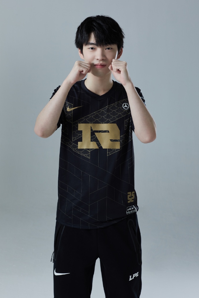 rng2021lpl春季赛定妆照