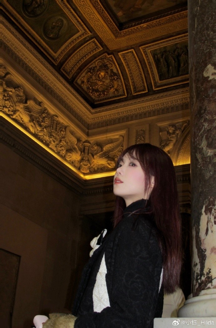 小钰分享照片：完美的巴黎之旅 一次性收获和四位冠军的合影hhhh