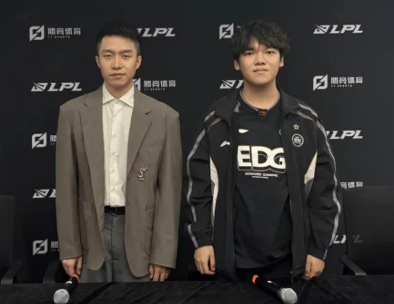 明凯：两连败时输WE和NIP的原因是不一样的，进行了失利归因