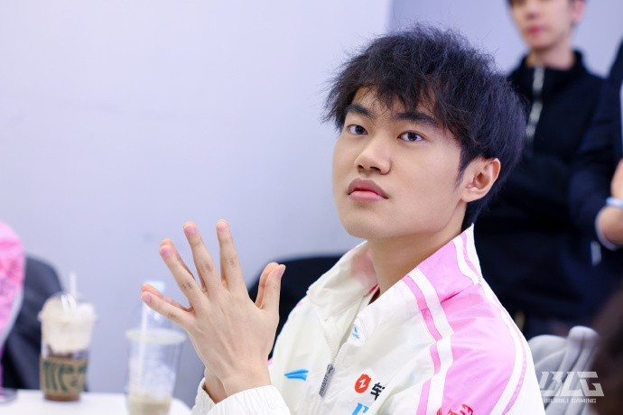 BLG发布对阵JDG赛后返图：找出问题，及时调整！