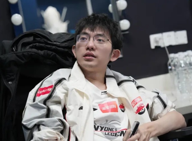 Flandre:上次对战Xiaoxu时我失误特别多,下一场失误要少点