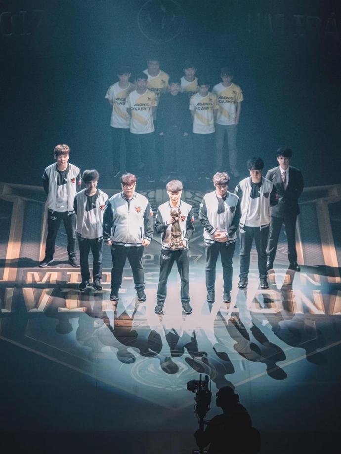 LOL官推晒照：回顾2017在巴西MSI